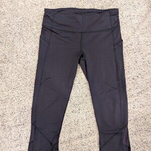 Lululemon Women's Pace Rival Crop Leggings Size 9 Black Capri Gym Yoga Pants